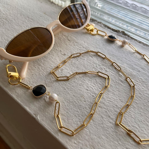 "Poised" Mask/Glasses Chain