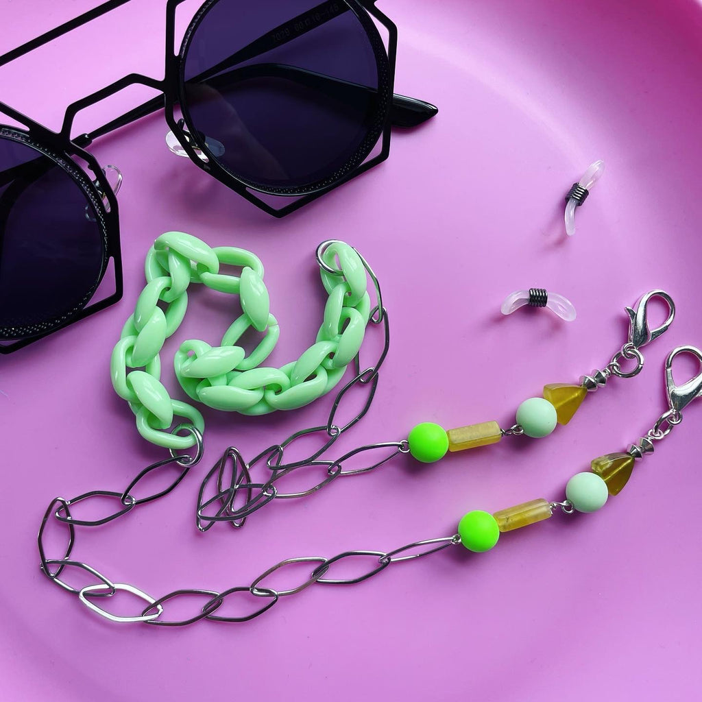 "Lean Into Green" Mask/Glasses Chain