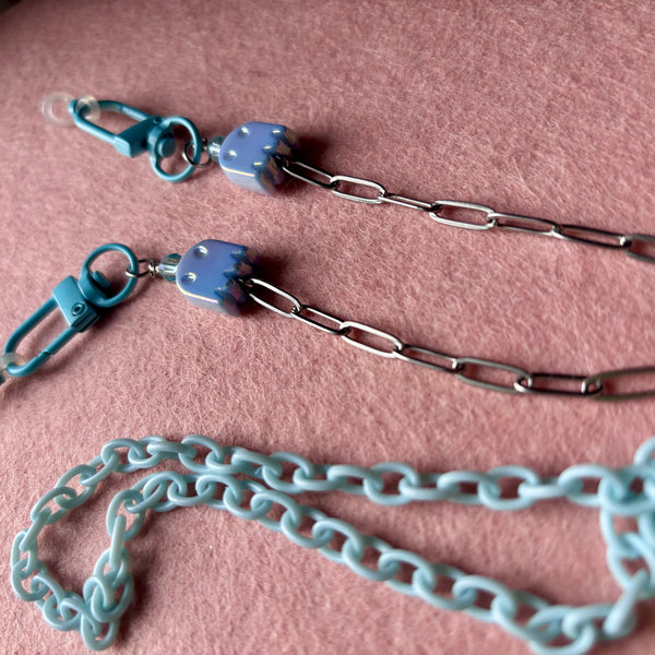 "Shiny Ghost" Mask/Glasses Chain