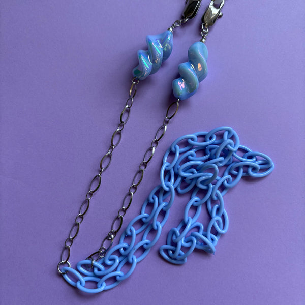 "Do The Twist" Mask/Glasses Chain