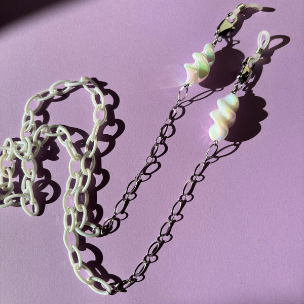 "Do The Twist" Mask/Glasses Chain