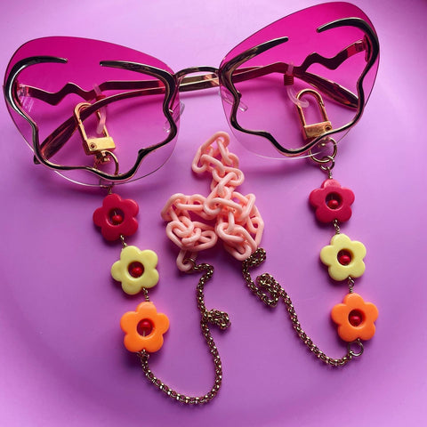 "Groovy Daisy" Mask/Glasses Chain